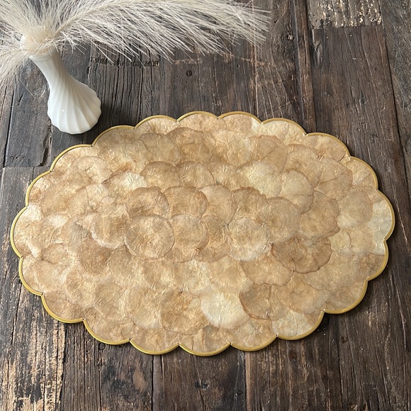 VINTAGE capiz shell placemats - with coasters, embroidered napkins, napkin rings - Picture 3 of 11